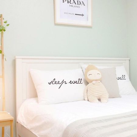 H House Yeonnam Daire Seul Oda fotoğraf